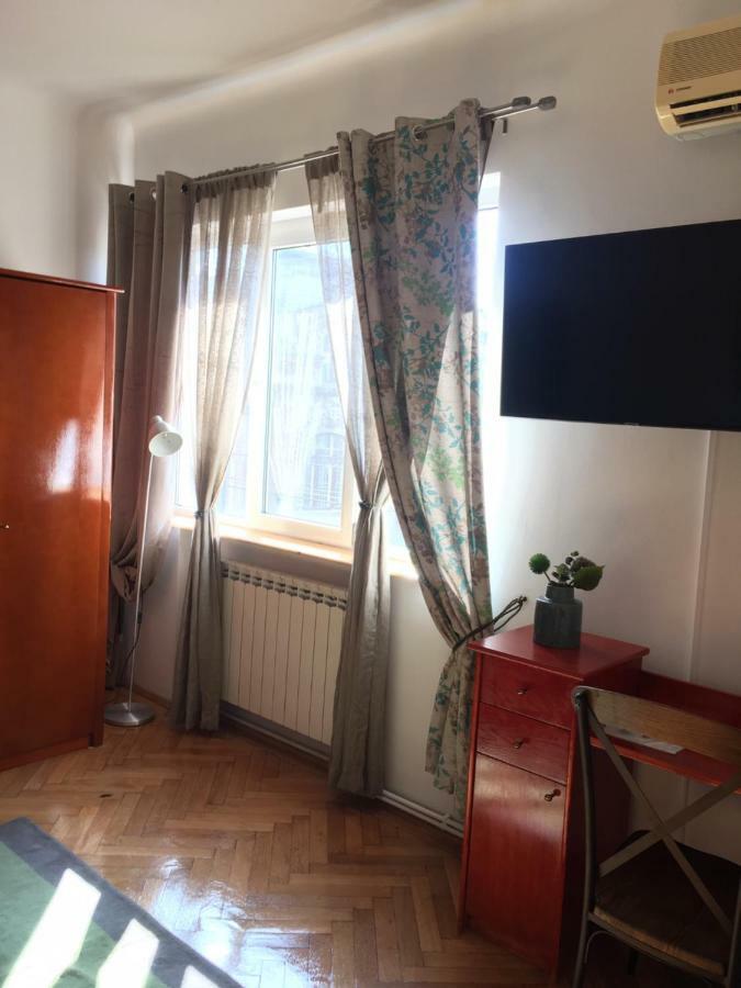 Vintage Apartment Bukarest Exterior foto